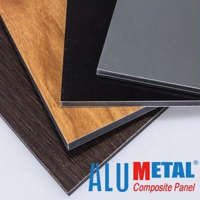 pannello composito di alluminio del PE di 5800mm che stampa lo strato composito di alluminio nero ACP 2mm