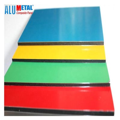 il centro di alluminio 10mm del LDPE del pannello di materiale composito dello specchio della facciata di 1500mm