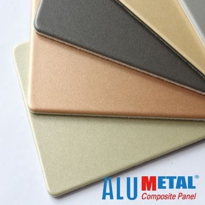 bordo composito di alluminio AA3003 del rivestimento del pannello del PE del contrassegno di 2000mm