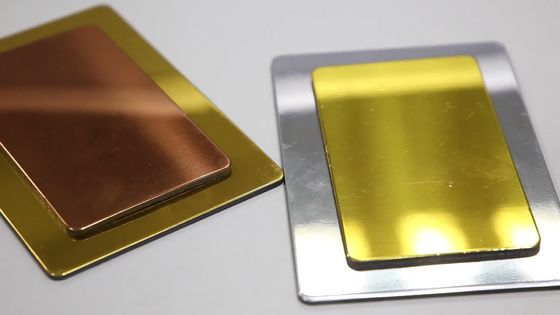 4mm anodizzati 5086 strato composito di alluminio dell'oro 1570mm del pannello dello specchio