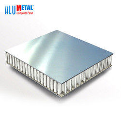Il favo di alluminio leggero riveste lo spazio aereo di pannelli 0.04mm di 2300mm