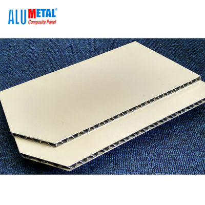 Superficie nana 4mm ondulata di alluminio del pettorale pubblicitario 1250mm del pannello di A2 franco