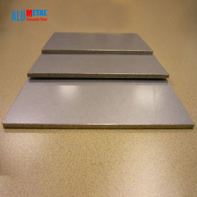 il rivestimento composito di alluminio di Rainscreen della divisione del pannello di 6mm PVDF 2000mm ha spazzolato di superficie