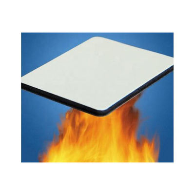 rivestimento composito di alluminio a prova di fuoco architettonico del pannello B1 3000mm PVDF di 0.50mm