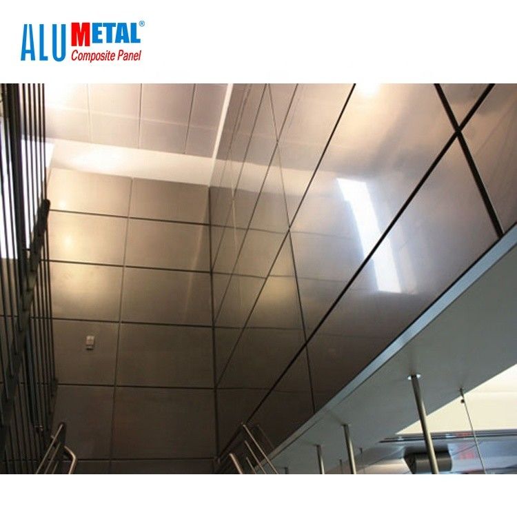 I pannelli di rivestimento compositi di alluminio decorativi del PE di 1000MM rivestono l'acciaio inossidabile 6mm FEVE