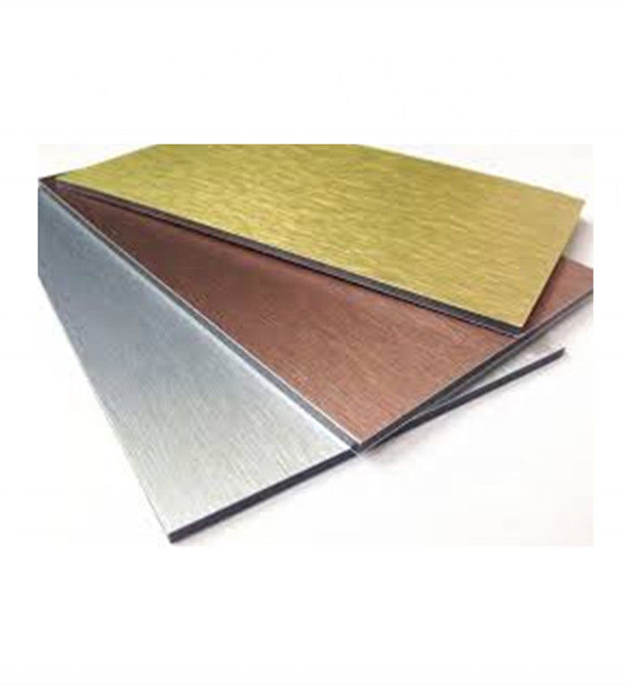 0.15mm 6mm hanno spazzolato il centro composito di alluminio del PE dello strato 1250x2440mm della lega del pannello